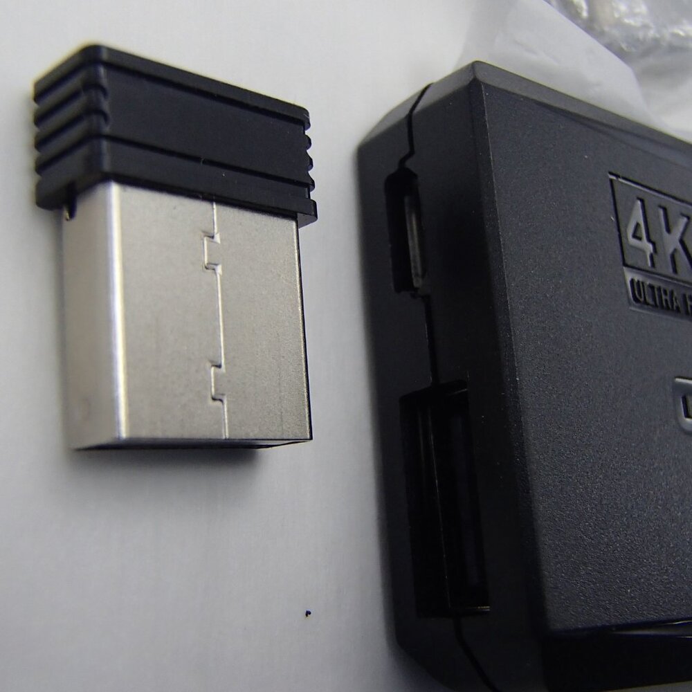 Tmalltide HDMI 4K TV Game Stick Game Video Game Consoles w/2 Wireless 500+ games - Picture 9 of 9